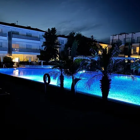 Domino Blue Apartment