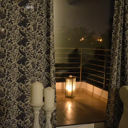 Domino Blue * Паралимни