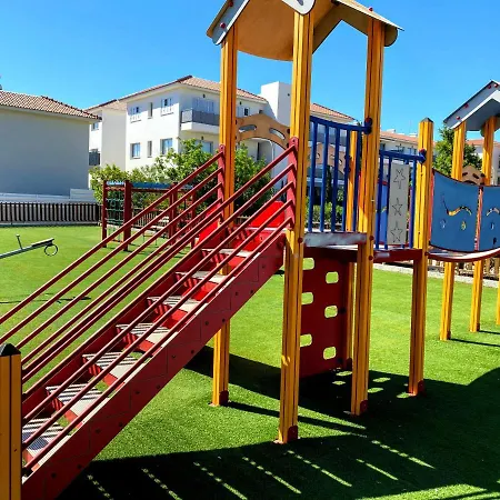 Domino Blue * 帕拉利米尼