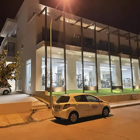 Domino Blue 帕拉利米尼